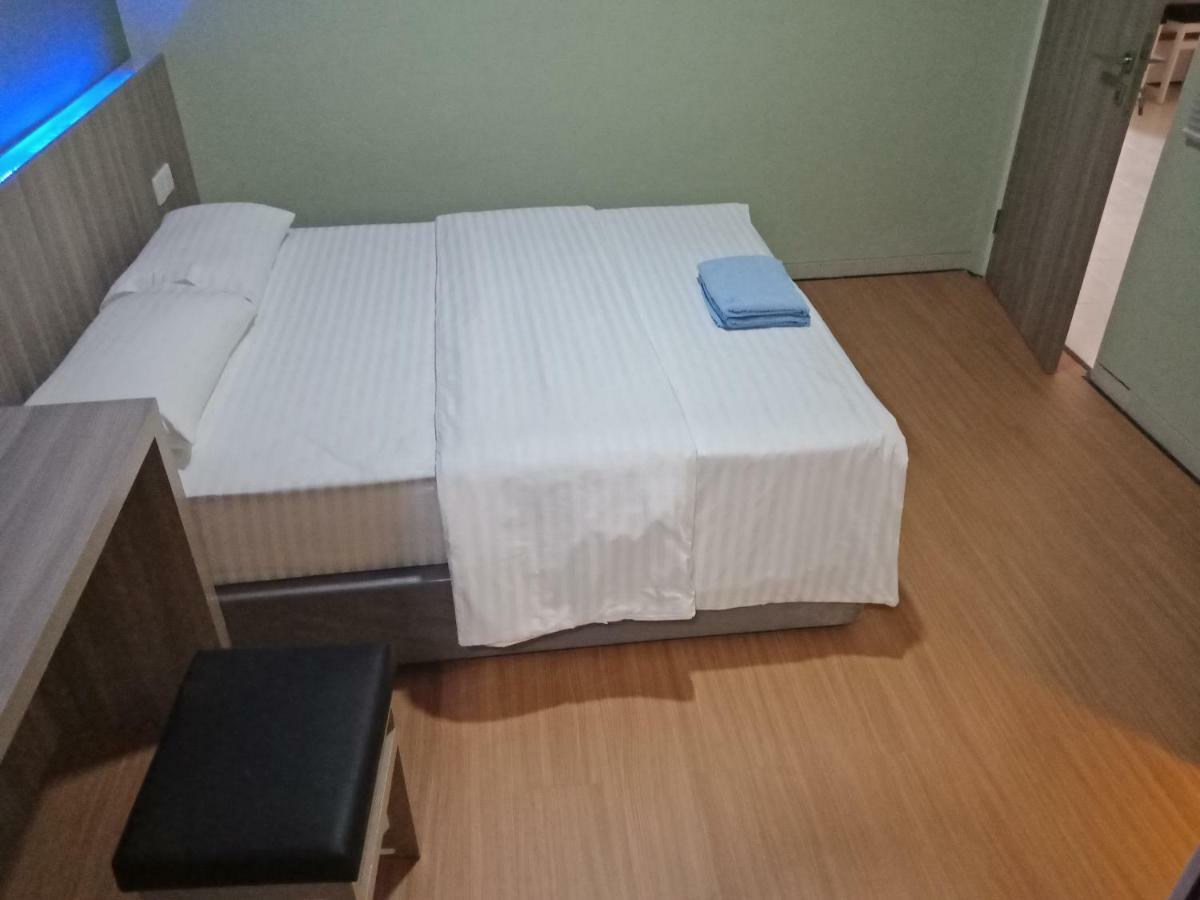 Sleeprest @ Golden Prima Ξενοδοχείο Batam Εξωτερικό φωτογραφία